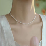 Necklace made of elegant, shiny pearls