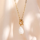 Aphrodite Freshwater Pearl Necklace