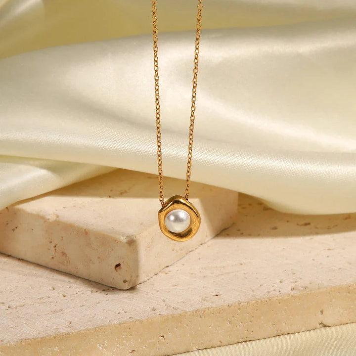 Nancy Freshwater Pearl Necklace