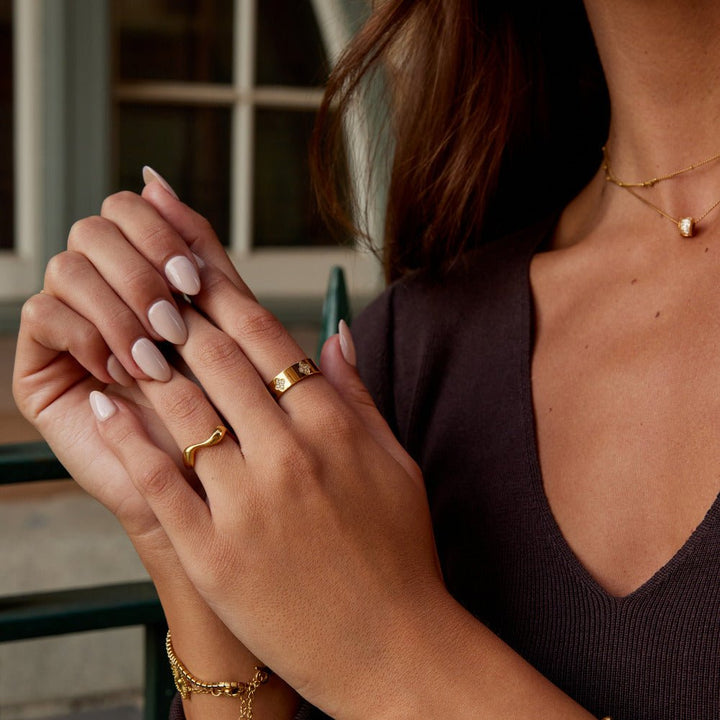 Gold Crystal Clover Band Ring